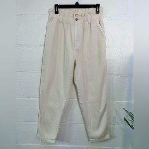Universal Thread High-Waisted Cream Straight Leg Mom Jeans